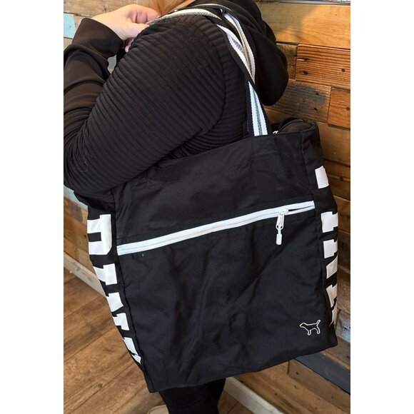 PINK by Victoria Secrets Black & White Bag (15 in)‎ - Picture 2 of 8